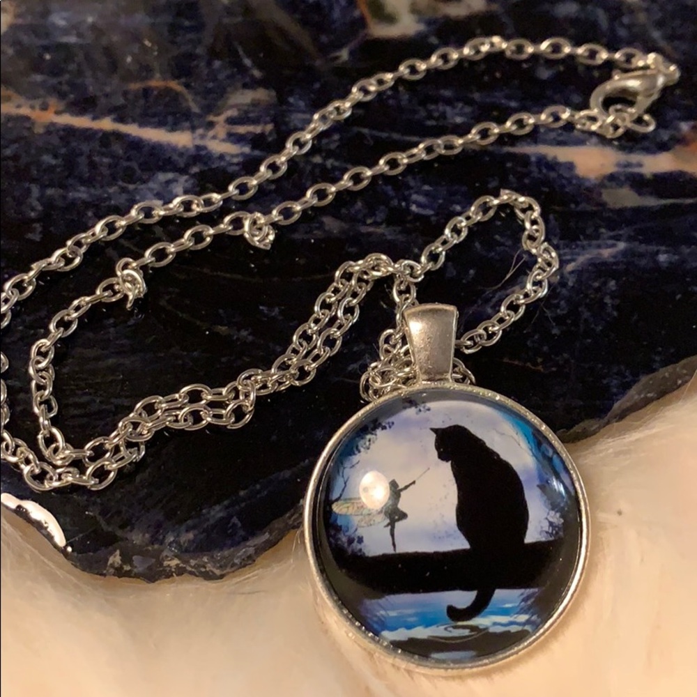 fairy and cat necklace  NWOT (longer chain)